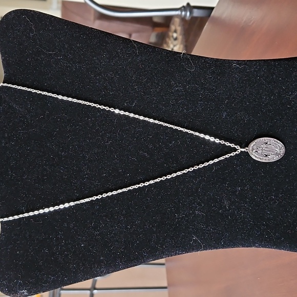 Miraculous Medal Pendant Necklace with Chain Silver-tone - Picture 8 of 9